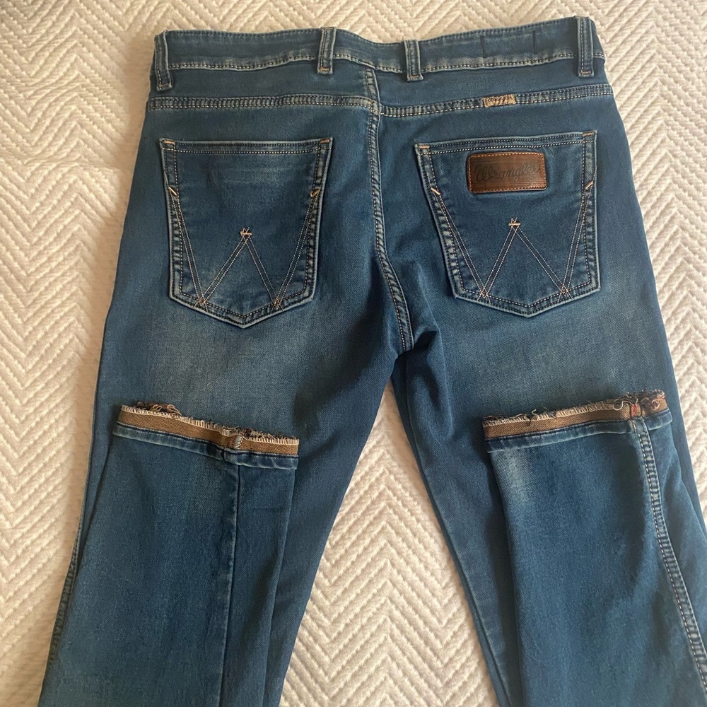 Wrangler Women’s Distressed Blue Straight Jeans